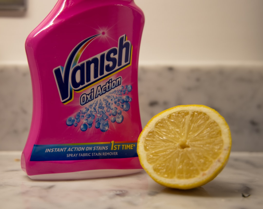 Visual illustration for Natural Home Cleaning Hacks & Kitchen Stain Removal DIY common problems